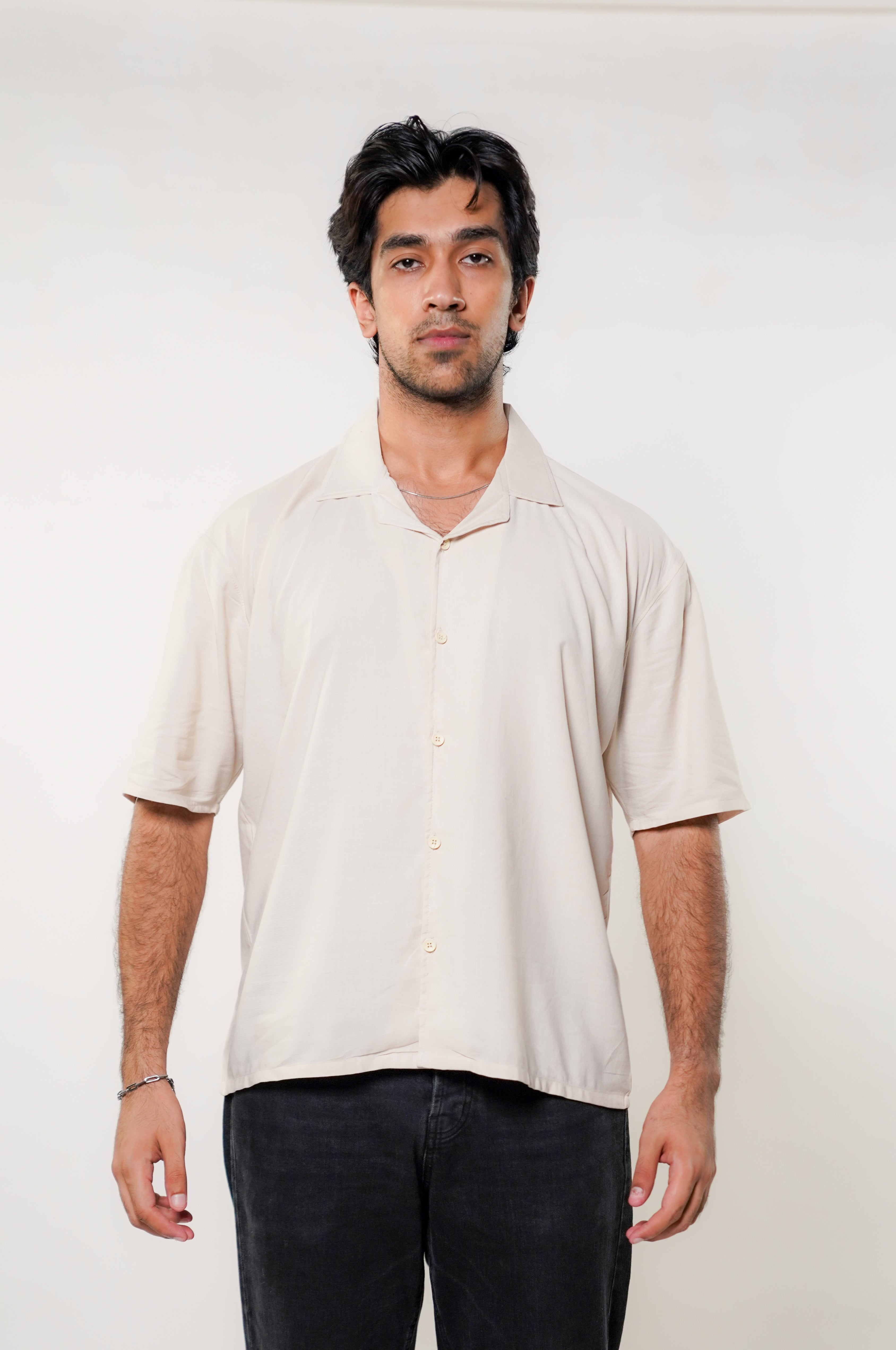 'عاجز' Beige Cotton Cuban Collar Shirt